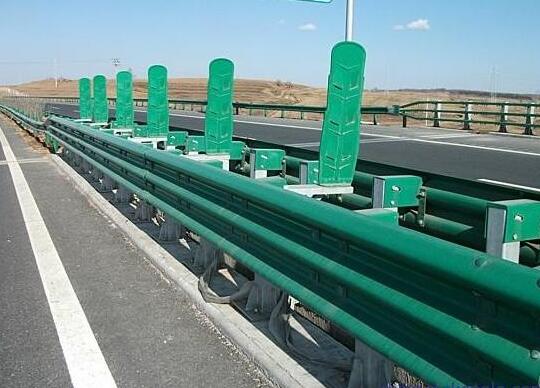 購買波形護欄板，負責安裝嗎？